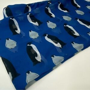 Super Cute Blue Penguin Scarf